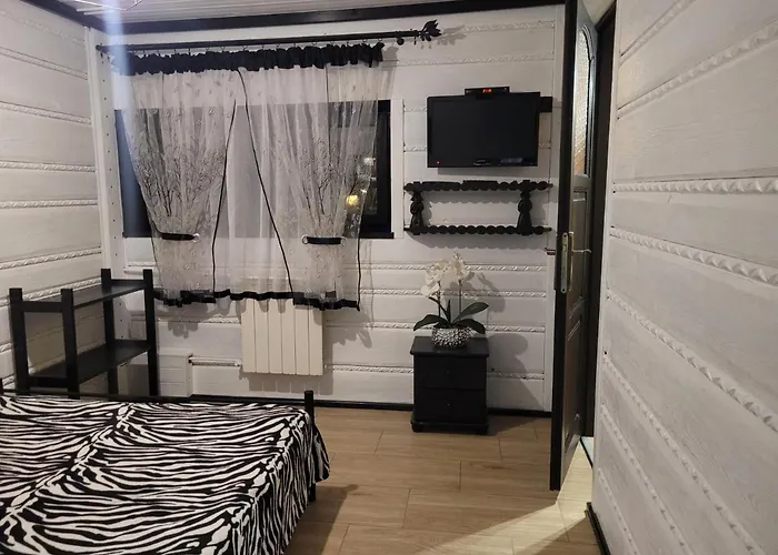 홈스테이 Wynajem Pokoi Krystyna Mroz *